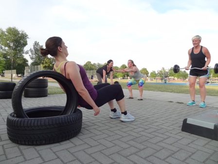 Frauen Sport Fitness Outdoor Training Dresden 