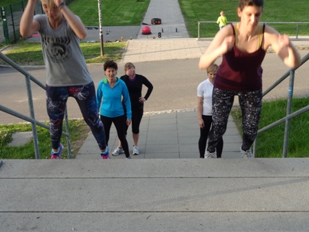 Frauen Sport Fitness Outdoor Training Dresden 