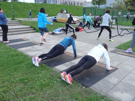 Personal Trainer Dresden bietet im Fit mit Chris Studio Dresden an.