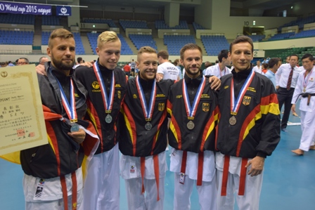 Vizeweltmeister Karate Japan 2015 Erfolgsgeschichte Unterstützung Fit mit Chris Personal Training